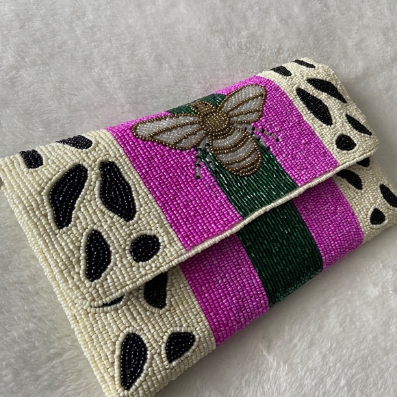 New! Beautiful handmade fully beaded clutch - Picture 5 of 6